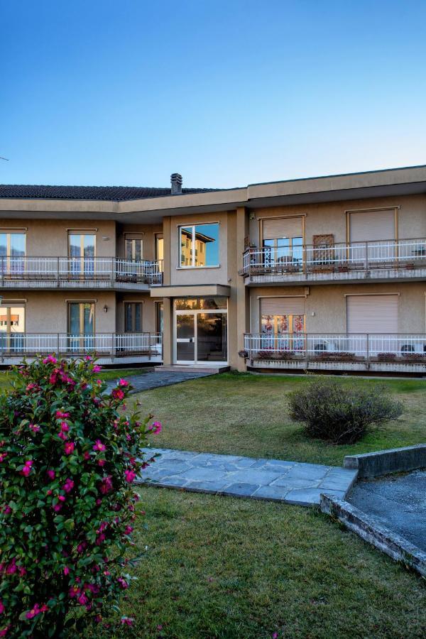 ורבאניה Casa Vacanze Heidi Vista Lago מראה חיצוני תמונה