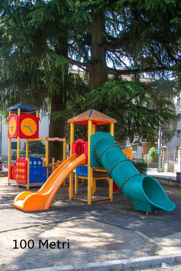 ורבאניה Casa Vacanze Heidi Vista Lago מראה חיצוני תמונה